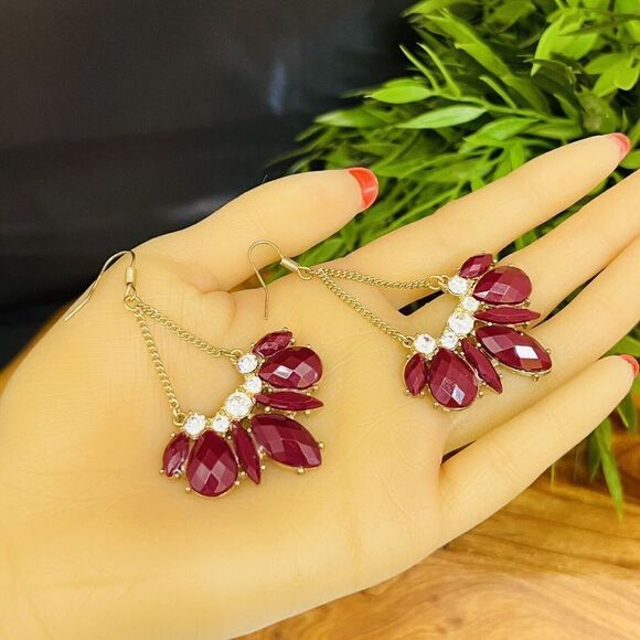 Beautiful Dangle Drop Rhinestone Earrings Pierced Chandelier Wine Red Gold 1444 - Picture 3 of 9